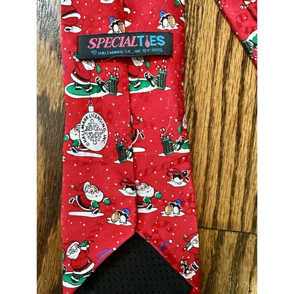 SpecialTies Hallmark Men's Red Santa Golfing Penguins Tie Holiday 100% Silk EUC - Picture 3 of 8